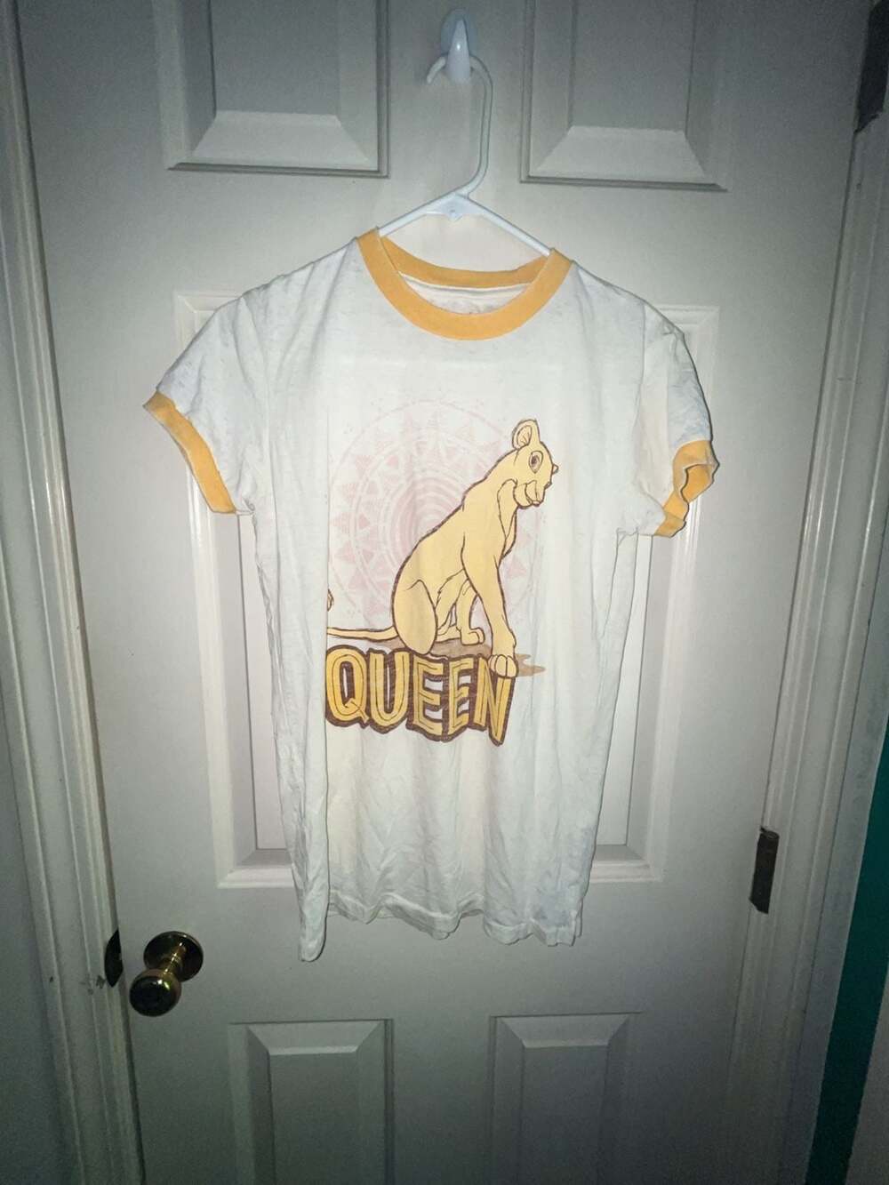 Disney The Lion King Nala Queen Ringer T-Shirt